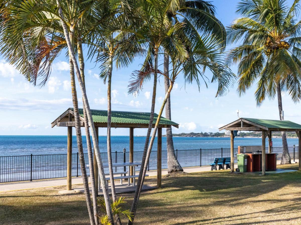 Nrma Bowen Beachfront Holiday Park 外观 照片