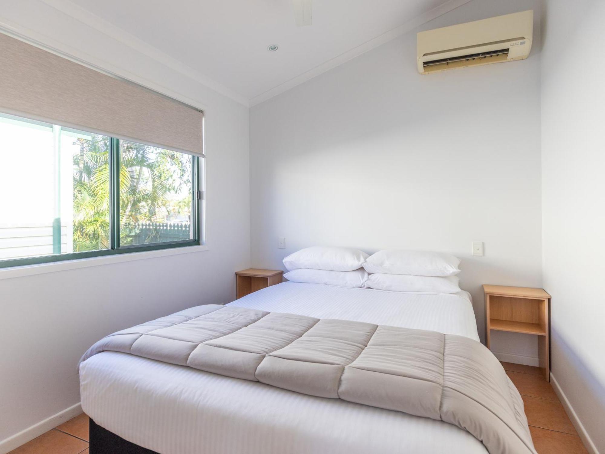 Nrma Bowen Beachfront Holiday Park 客房 照片