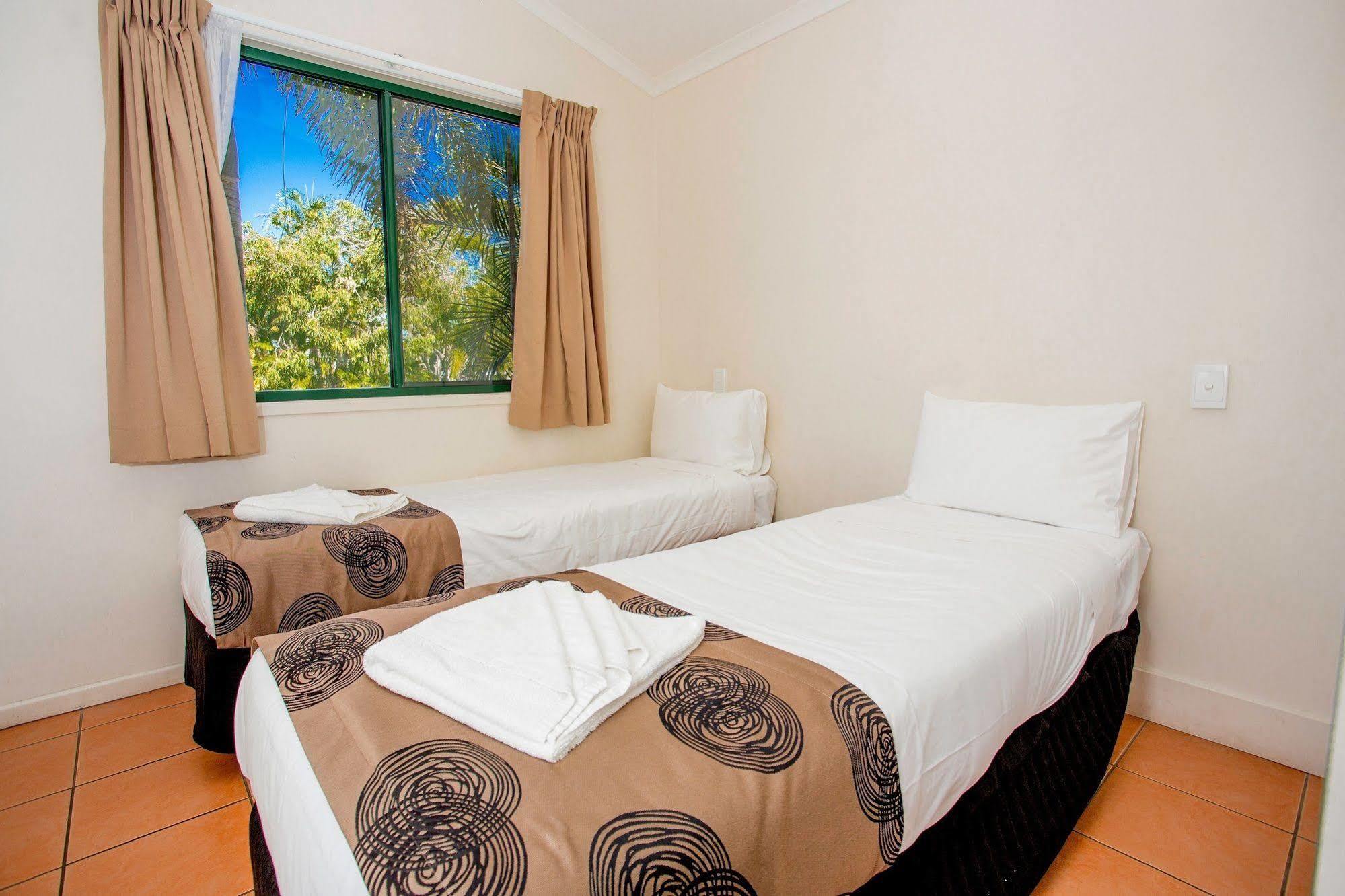 Nrma Bowen Beachfront Holiday Park 外观 照片